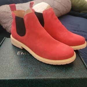 NIB EMU Australia Pinaroo‎ Bootie, Size 8